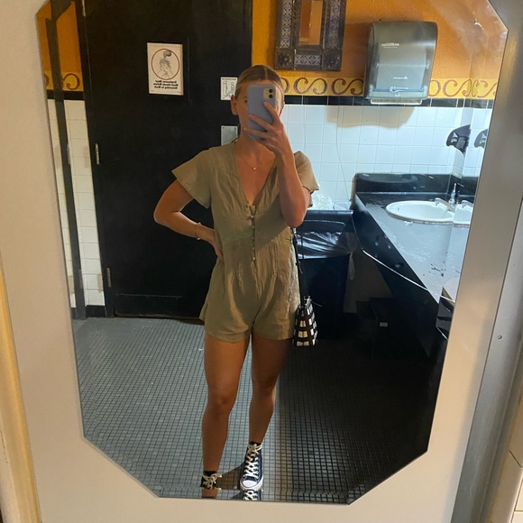 OLIVE GREEN ROMPER - SIZE SMALL - Picture 1 of 5